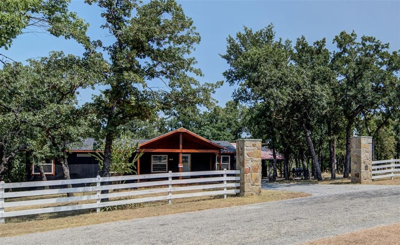 469 County Road 1743, Chico TX 76431 - Photo 20