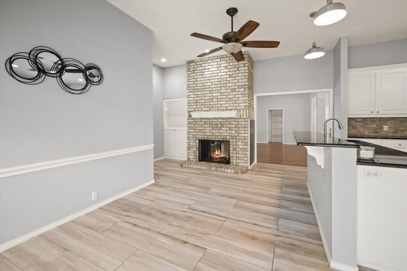 10200 Fieldcrest Drive, Benbrook TX 76126 - Photo 13