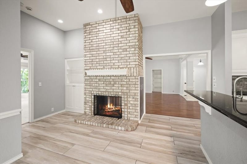 10200 Fieldcrest Drive, Benbrook TX 76126 - Photo 19