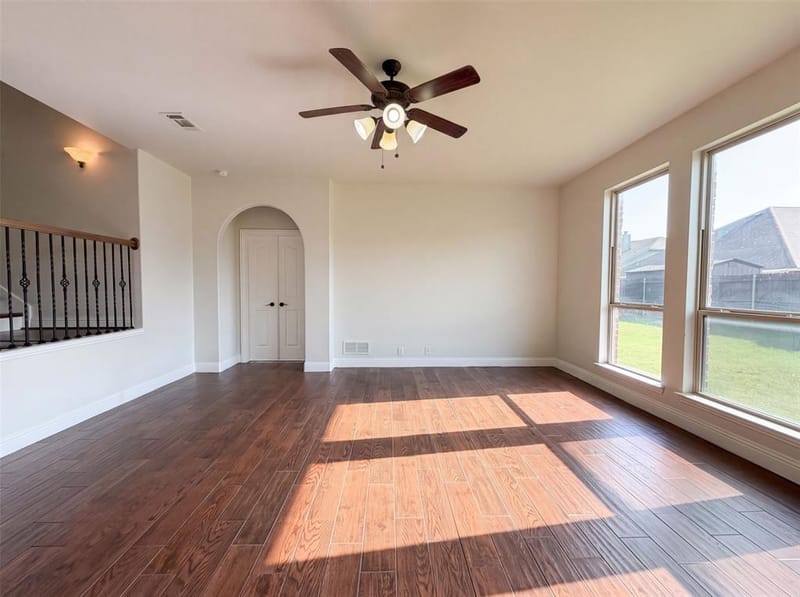 830 Graham Drive, Burleson TX 76028 - Photo 6