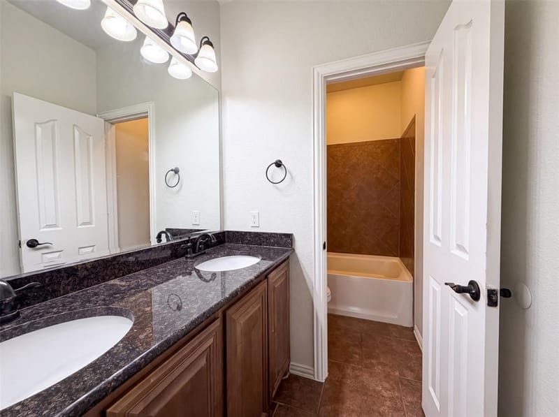 830 Graham Drive, Burleson TX 76028 - Photo 17
