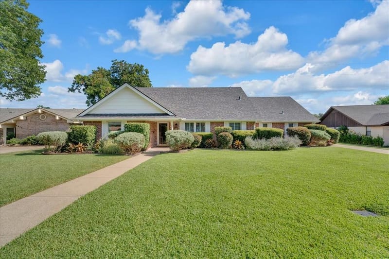 4412 Fiesta Circle E, Fort Worth TX 76133