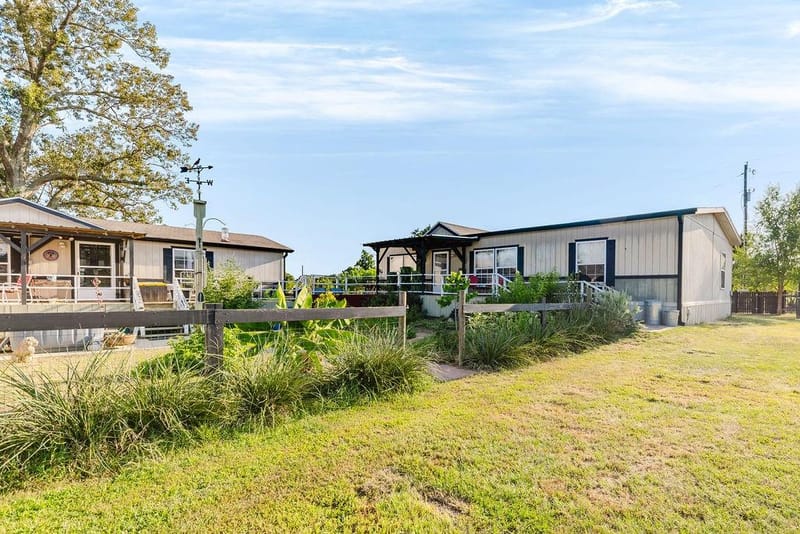 2140 County Road 4778, Winnsboro TX 75494 - Photo 36