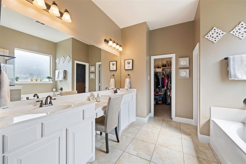 1544 Signature Drive, Weatherford TX 76087 - Photo 18