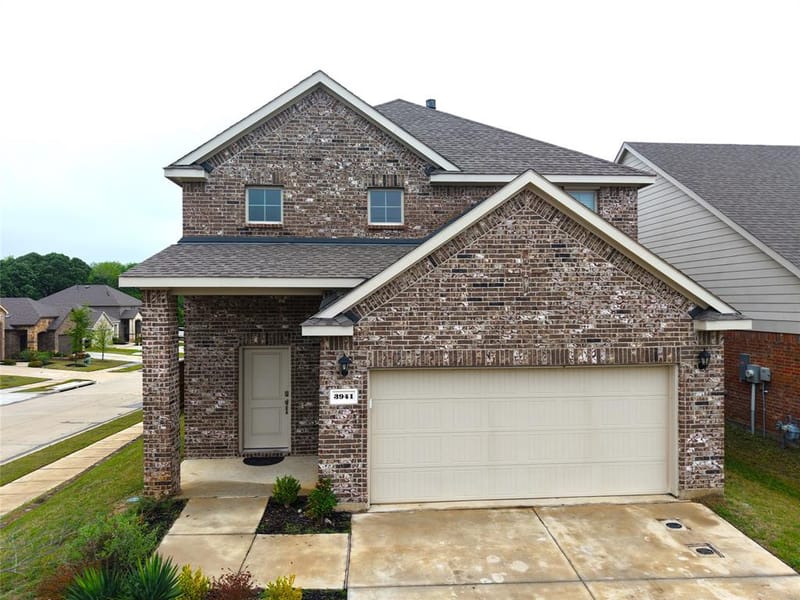3941 Oak Creek Circle, Denison TX 75020