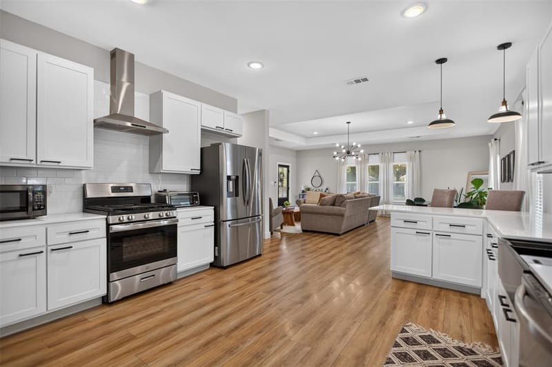 2511 Gladstone Drive, Dallas TX 75211 - Photo 8