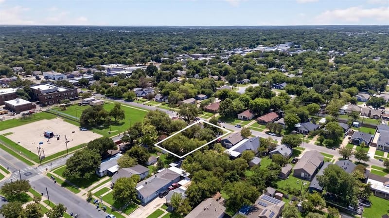 2511 Gladstone Drive, Dallas TX 75211 - Photo 25