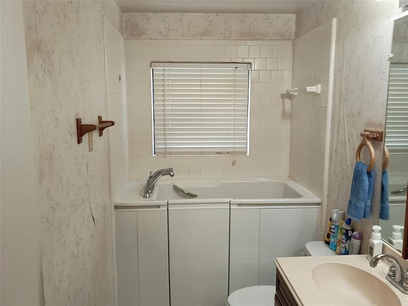 3132 Purington Avenue, Fort Worth TX 76103 - Photo 11