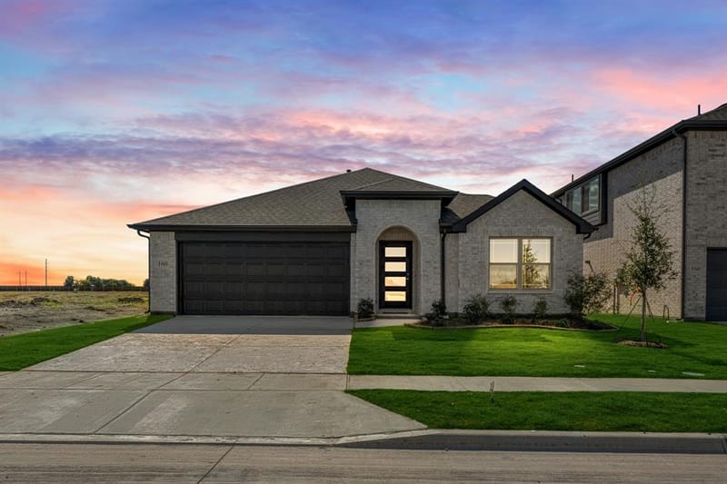 160 Aspen Way, Lavon TX 75166 - Photo 2