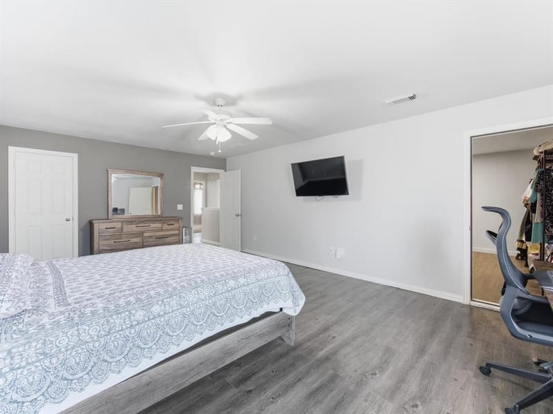 172 High School Drive, Lewisville TX 75057 - Photo 28