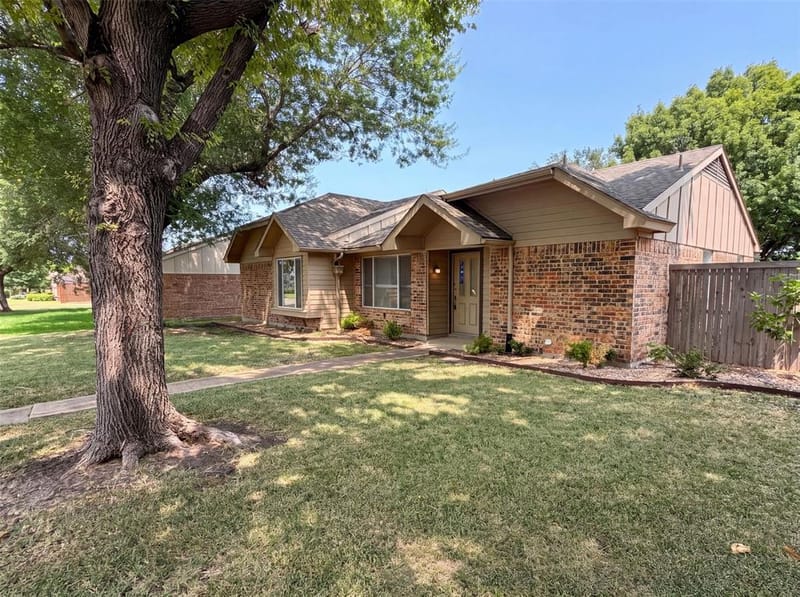 2739 April Hill Lane, Dallas TX 75287