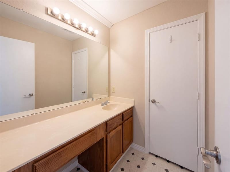 2739 April Hill Lane, Dallas TX 75287 - Photo 11