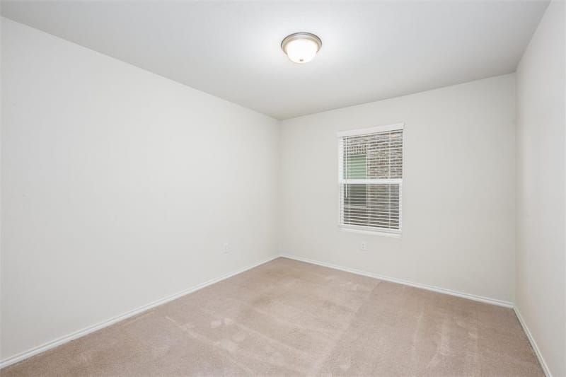 321 Glenwick Lane, Van Alstyne TX 75495 - Photo 13