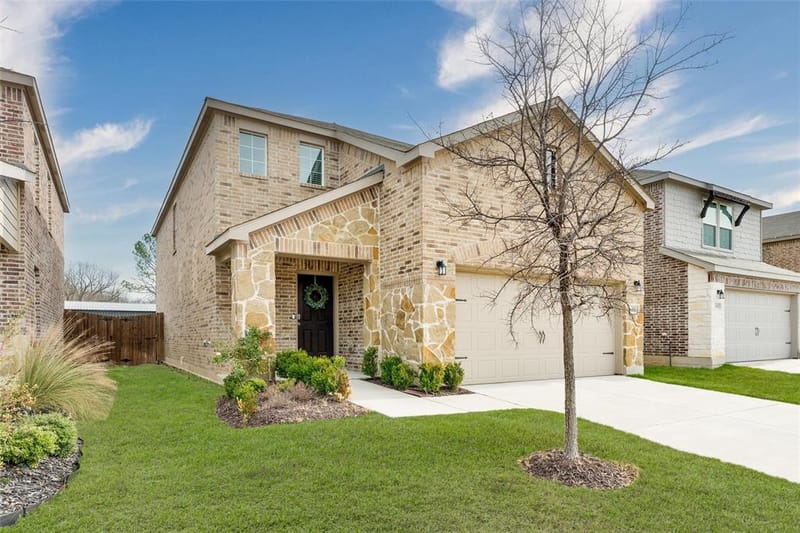 321 Glenwick Lane, Van Alstyne TX 75495