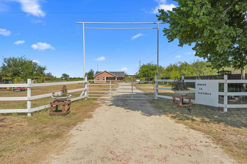 217 County Road 1001, Wortham TX 76693 - Photo 28