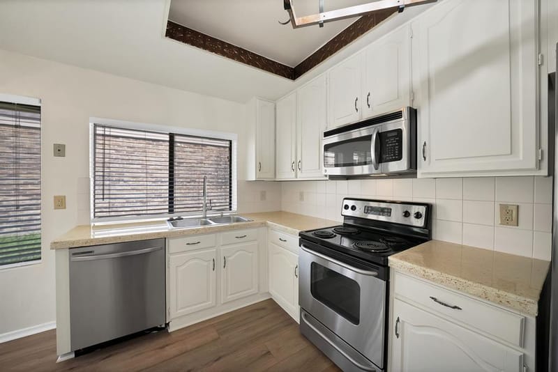 4021 Winter Park Lane, Addison TX 75001 - Photo 12