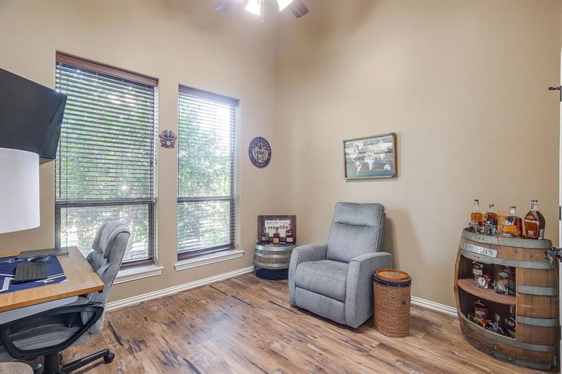 8401 Fullerton Drive, Cleburne TX 76033 - Photo 34