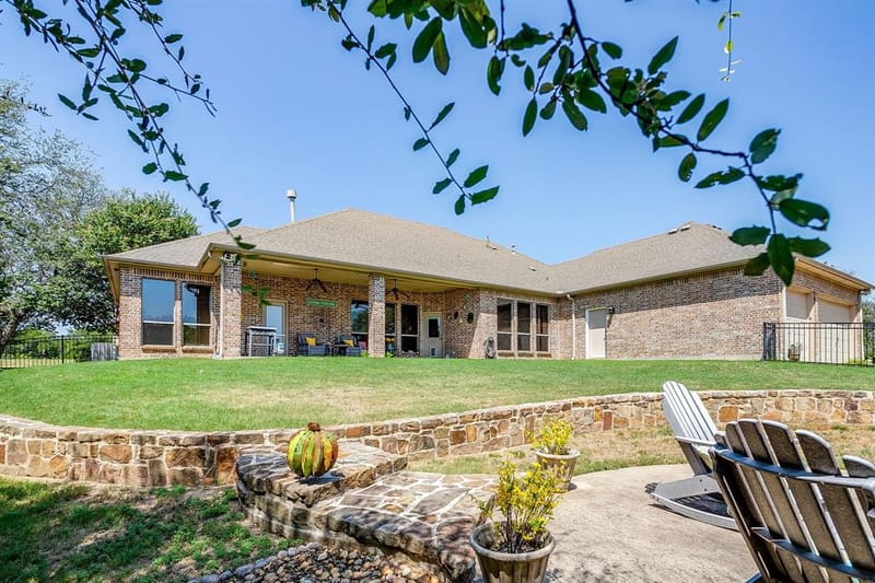8401 Fullerton Drive, Cleburne TX 76033 - Photo 38