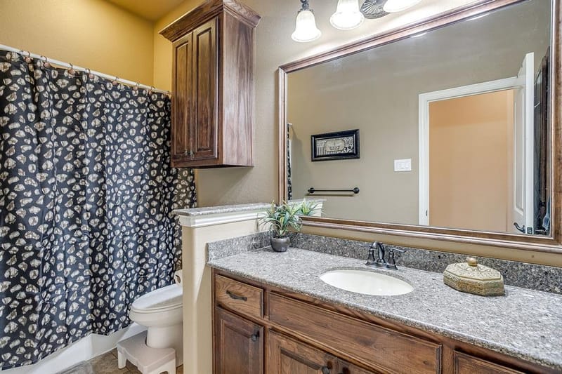 8401 Fullerton Drive, Cleburne TX 76033 - Photo 33