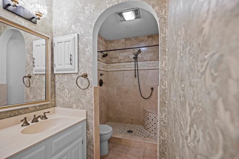 3837 Shadycreek Drive, Garland TX 75042 - Photo 16