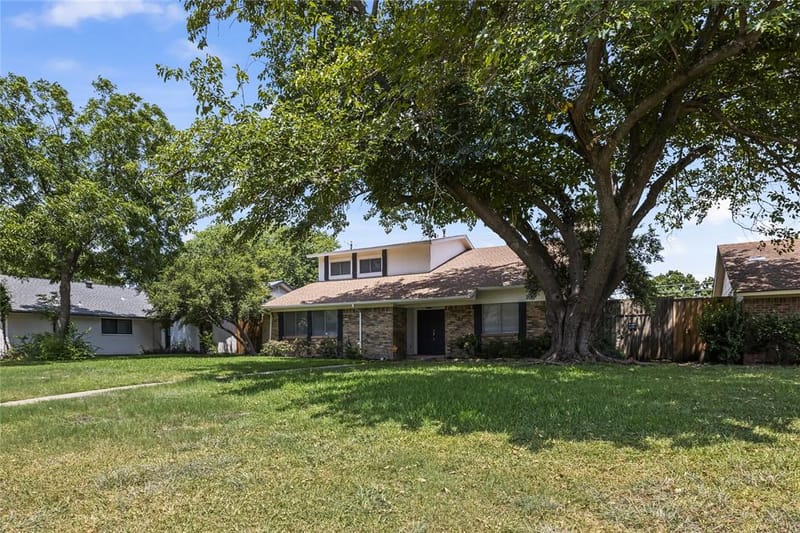 3837 Shadycreek Drive, Garland TX 75042 - Photo 3