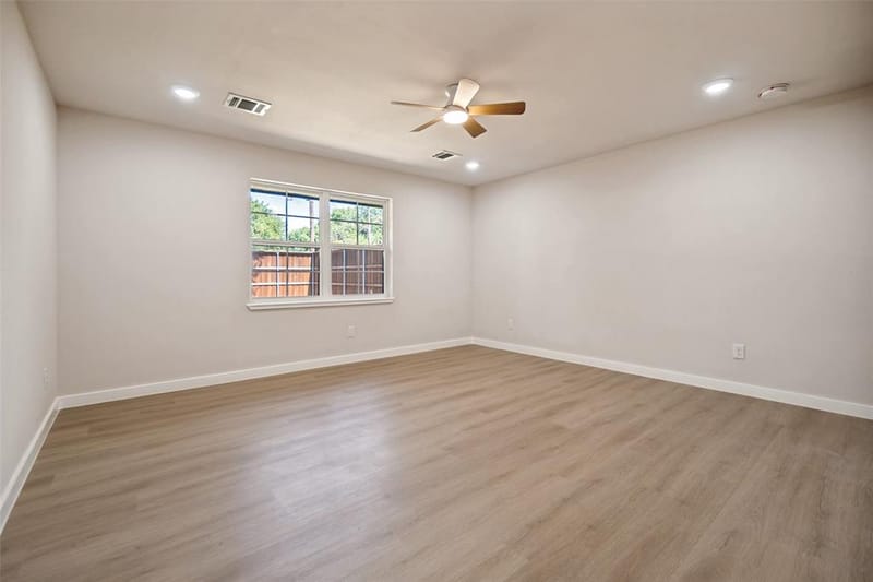 5209 Breakwood Drive, Dallas TX 75227 - Photo 20