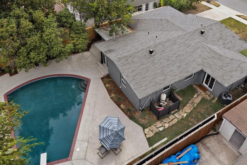 6718 Santa Anita Drive, Dallas TX 75214 - Photo 2
