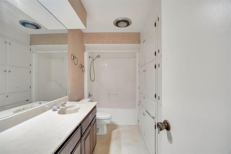 2906 Wayside Drive, Bedford TX 76021 - Photo 32