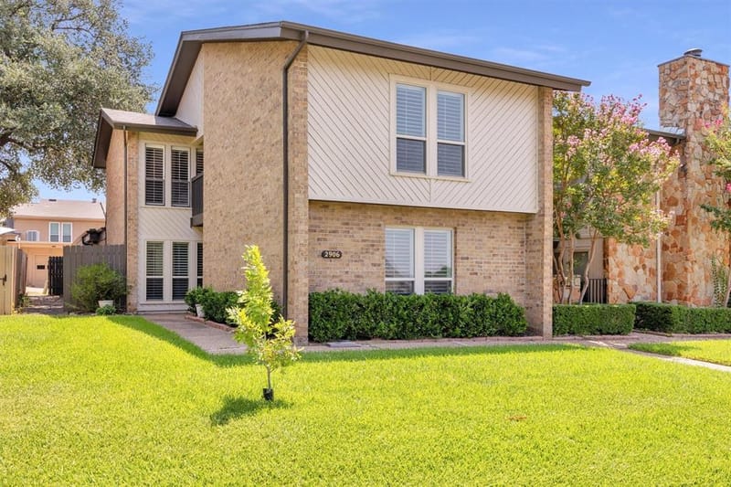 2906 Wayside Drive, Bedford TX 76021