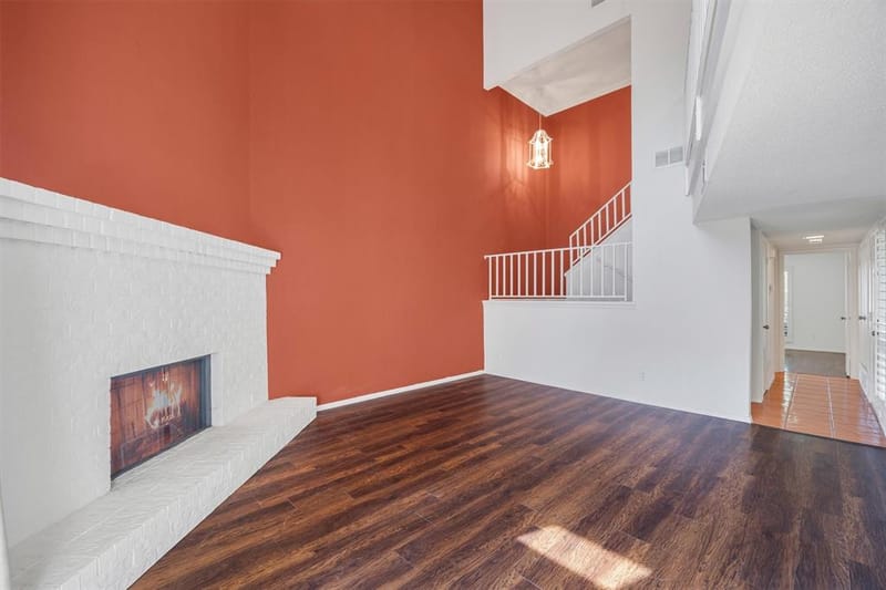 2906 Wayside Drive, Bedford TX 76021 - Photo 10