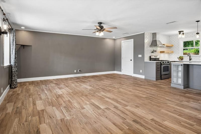 6729 Marilyn Lane, North Richland Hills TX 76180 - Photo 7