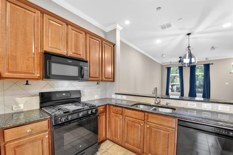 5026 Calloway Drive # 163, Addison TX 75001 - Photo 17
