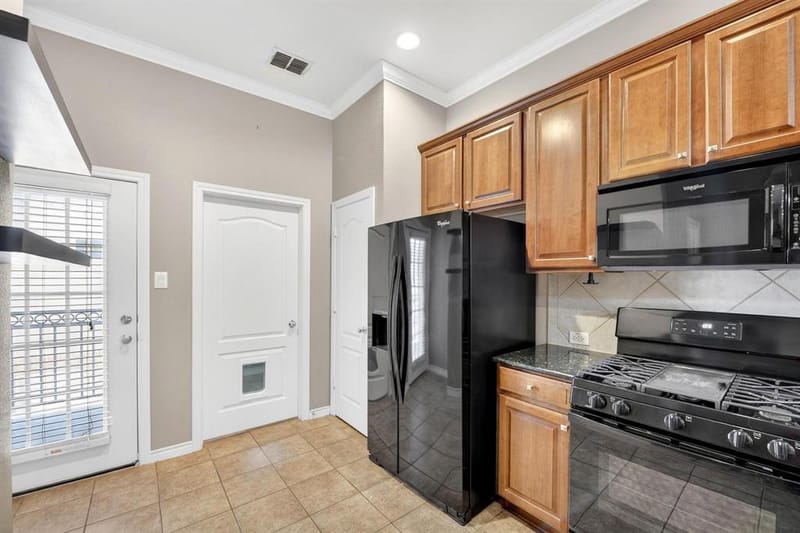 5026 Calloway Drive # 163, Addison TX 75001 - Photo 15