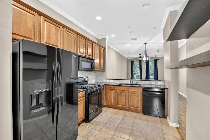 5026 Calloway Drive # 163, Addison TX 75001 - Photo 19