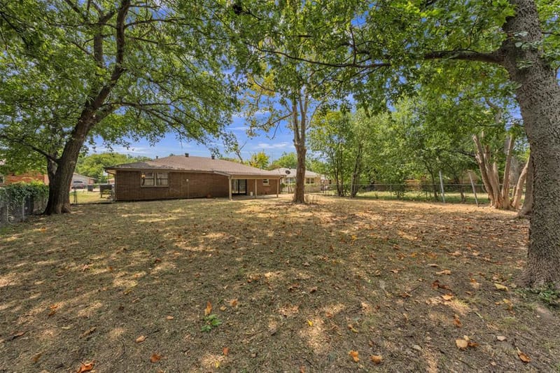 1116 Center Street, Cleburne TX 76033 - Photo 25