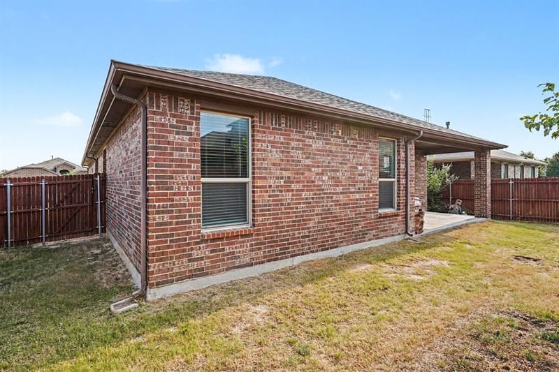 729 Rebecca Lane, Saginaw TX 76131 - Photo 29