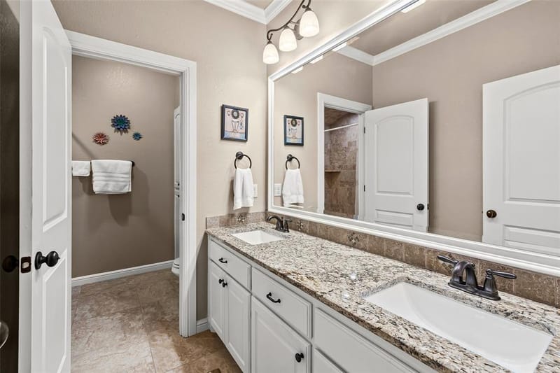 427 River Bank Lane, Granbury TX 76049 - Photo 27