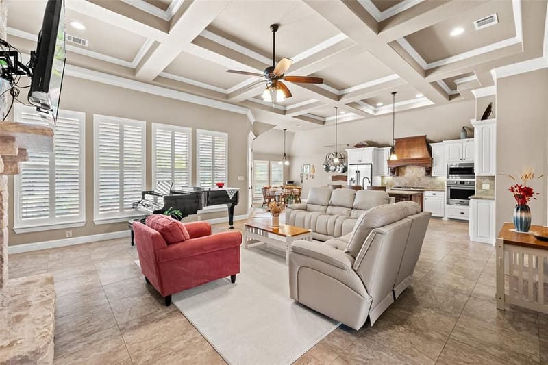 427 River Bank Lane, Granbury TX 76049 - Photo 7