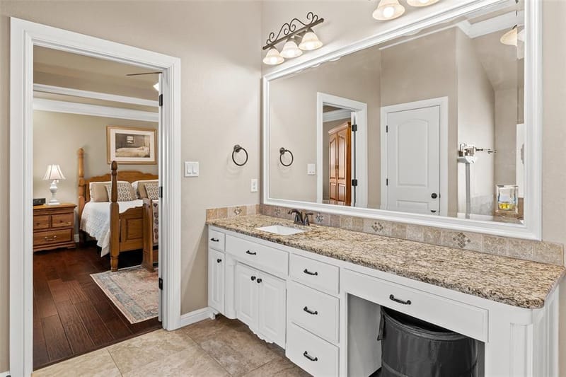 427 River Bank Lane, Granbury TX 76049 - Photo 19