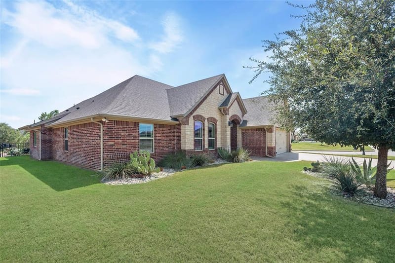 427 River Bank Lane, Granbury TX 76049 - Photo 39