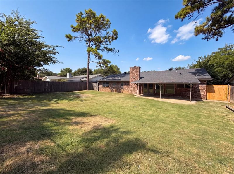2136 Mountainview Drive, Hurst TX 76054 - Photo 24