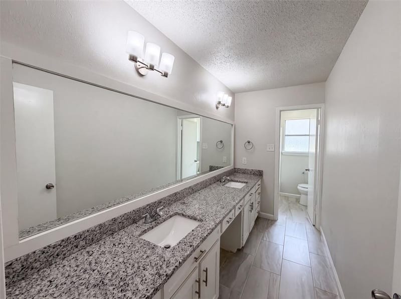 2136 Mountainview Drive, Hurst TX 76054 - Photo 18