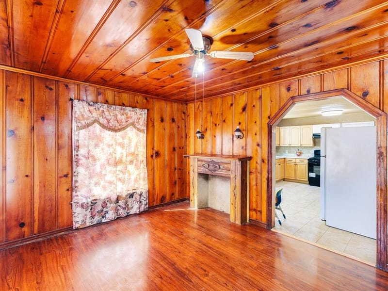 2618 NW 23rd Street, Fort Worth TX 76106 - Photo 7
