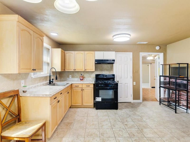 2618 NW 23rd Street, Fort Worth TX 76106 - Photo 14