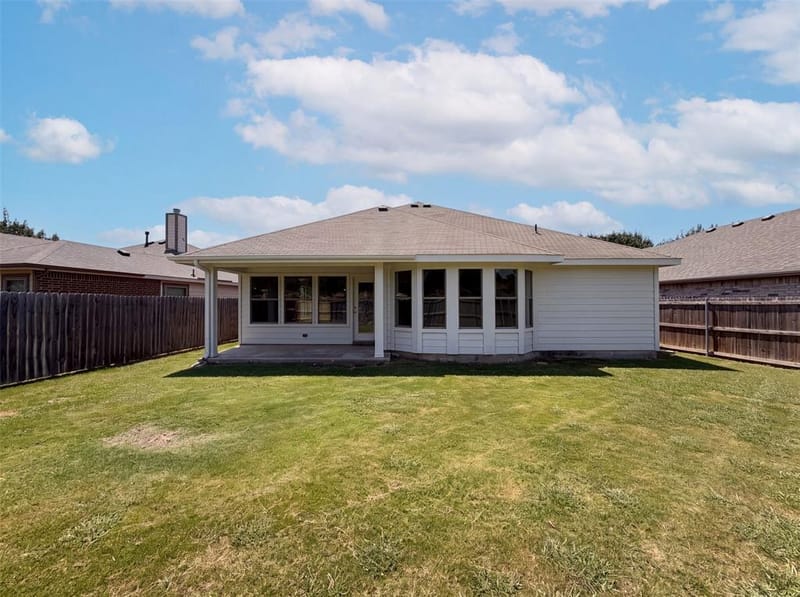 632 Stirrup Bar Drive, Fort Worth TX 76179 - Photo 5