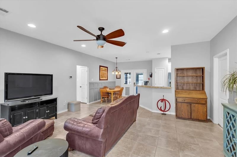 229 Harvey Lane, Decatur TX 76234 - Photo 7