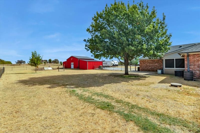 229 Harvey Lane, Decatur TX 76234 - Photo 35