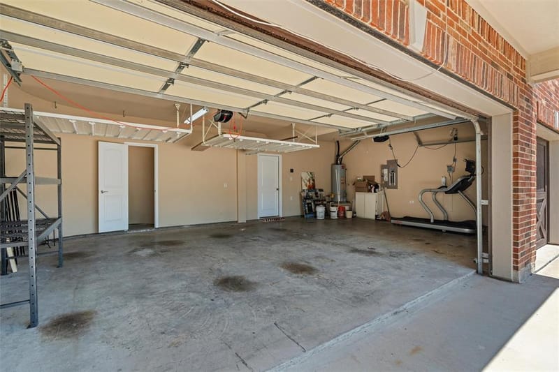 2932 Montalbo, Grand Prairie TX 75054 - Photo 24