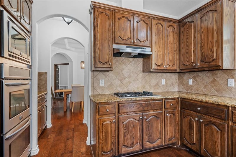 2932 Montalbo, Grand Prairie TX 75054 - Photo 10