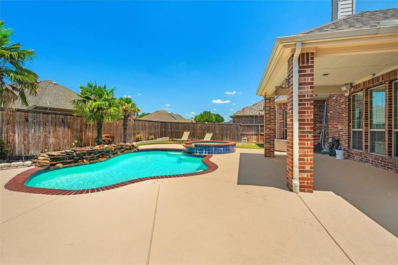 2932 Montalbo, Grand Prairie TX 75054 - Photo 37